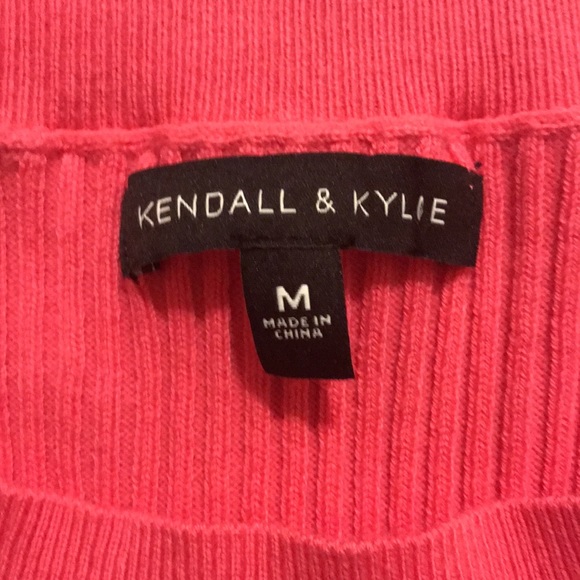 Pink women’s top - Picture 3 of 3